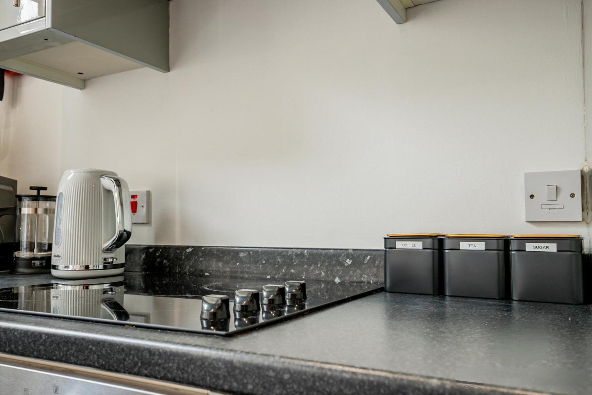 Guest Homes - The Station Studio Worcester Exteriér fotografie