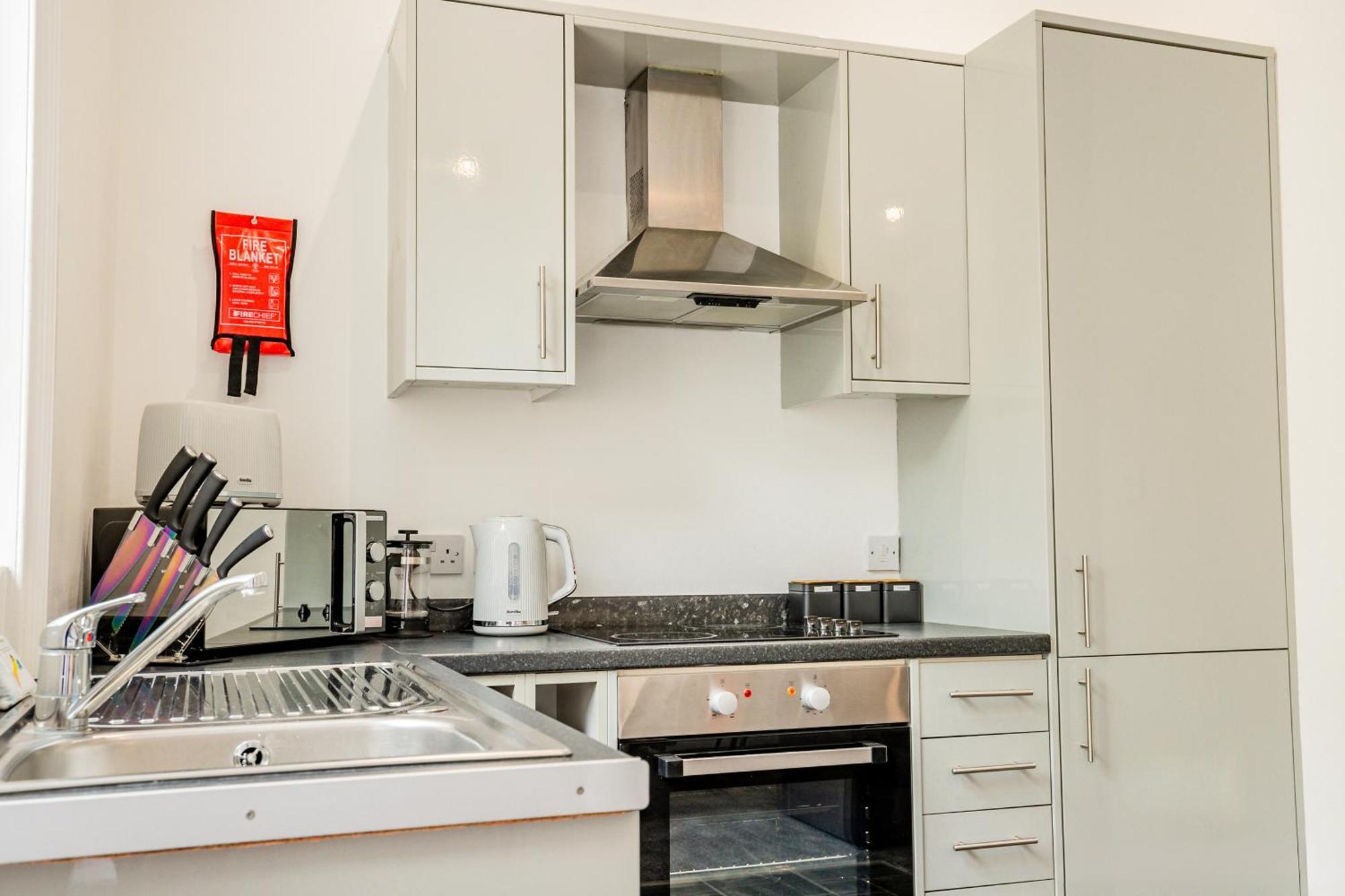 Guest Homes - The Station Studio Worcester Exteriér fotografie